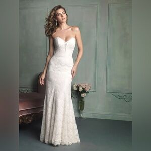 Allure Bridals tailored size US 12 Style 9107 Ivory Lace Strapless bridal gown